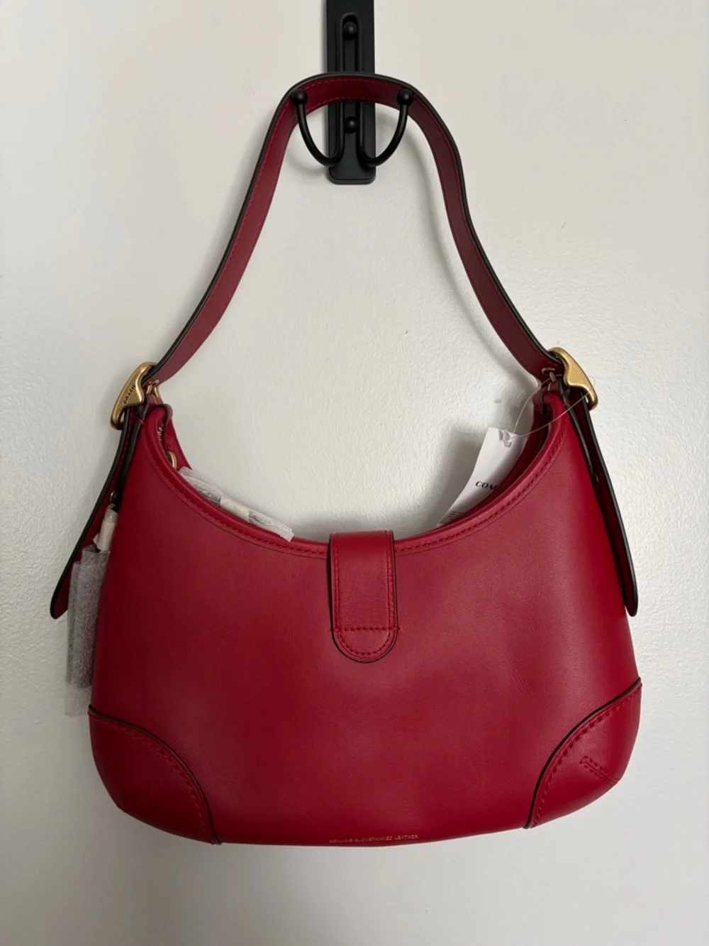 Coach Hamptons Hobo - Red NWT - Picture 2 of 11
